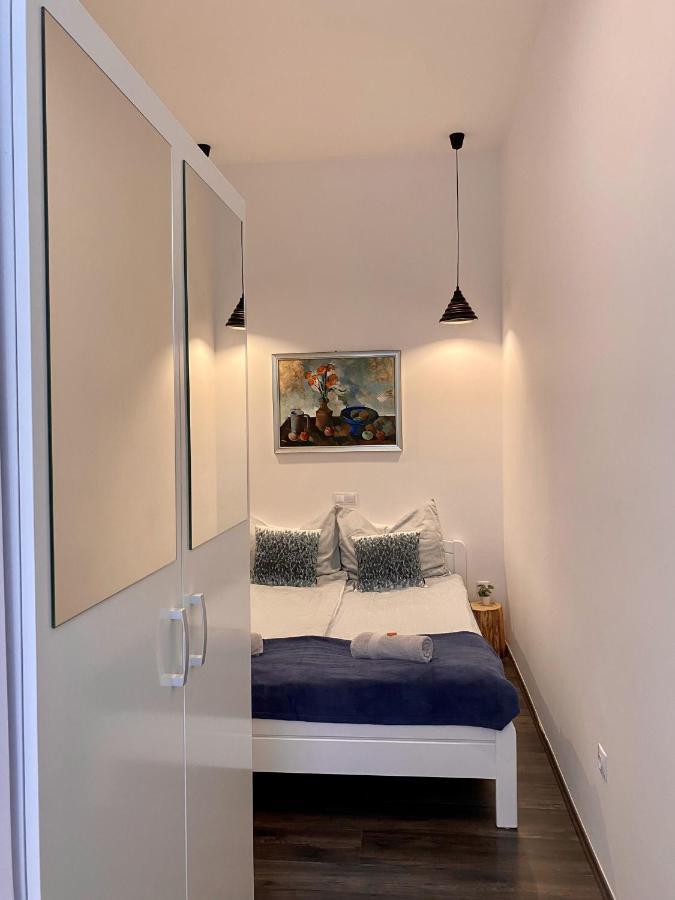 Art Apartment Szeged Esterno foto